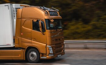 Truck Driver Jobs in Canada 2026 – Salary & License Guide